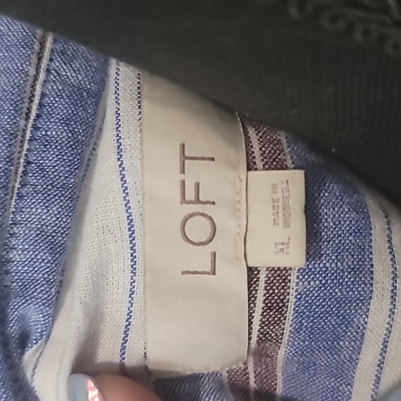 LOFT Linen like top - Picture 6 of 7